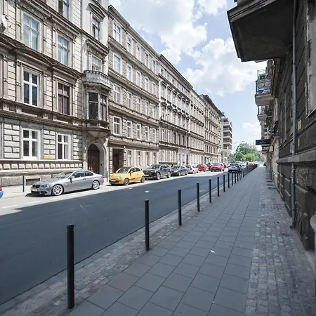 Komfortowy Blisko Rzeki We Wroclawiu Z Biurkiem I Wanna By Renters Apartmán Vratislav
